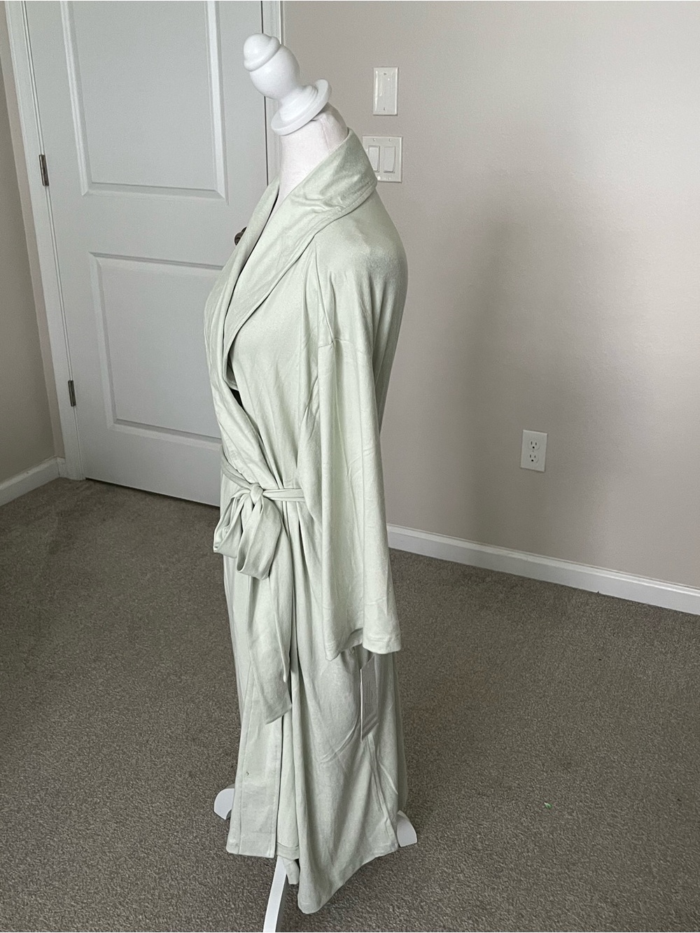 NWT Softies Dream Shawl Collar Robe in Light Sage - Size 2X/3X - Picture 3 of 11